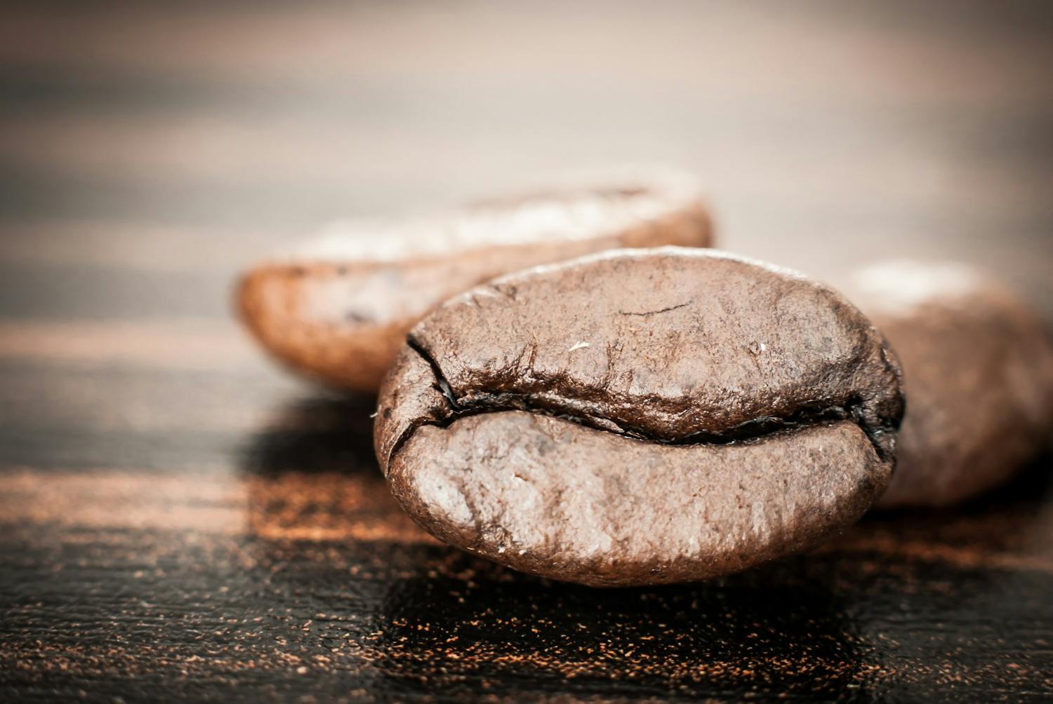 kaffebønner fotografert på kloss hold